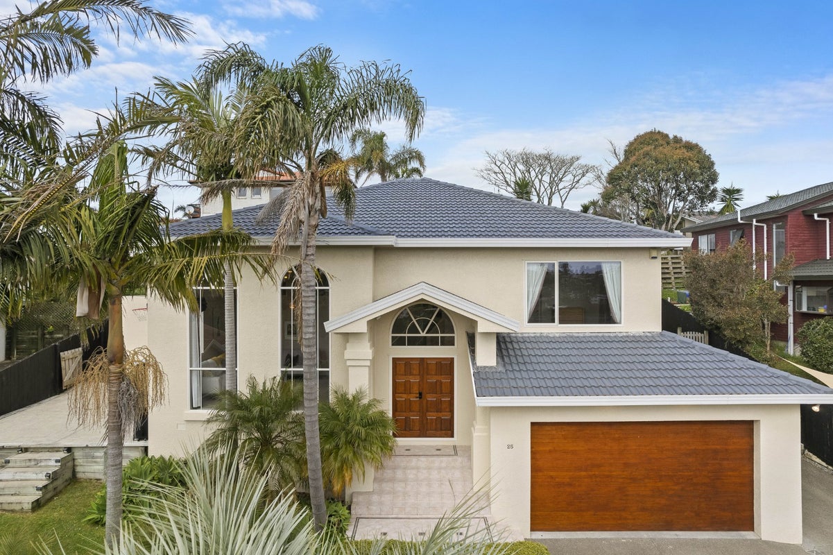 25 Carnmore Place, Torbay, Auckland - Carousel 1