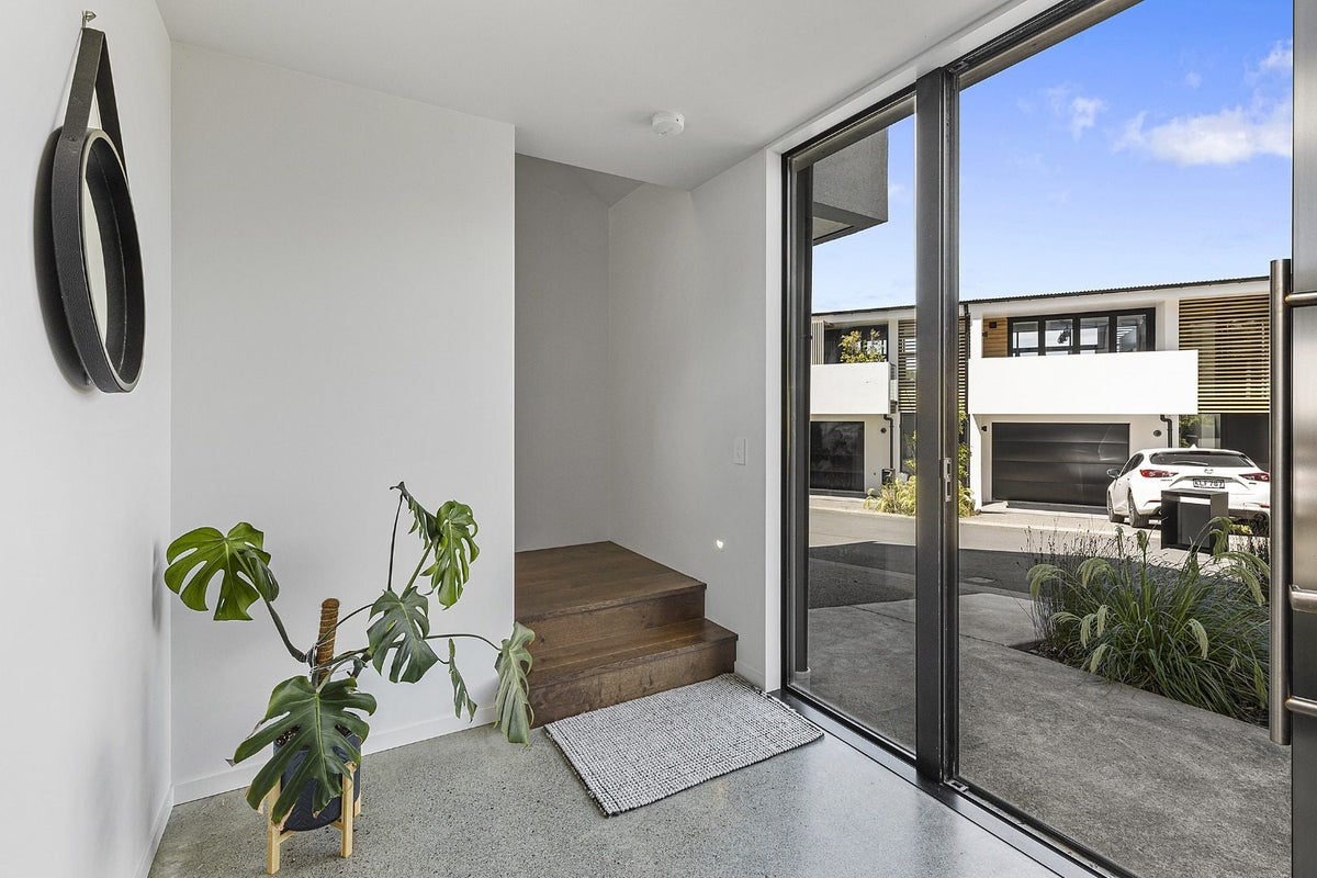 3 Mary Dobson Way, Island Bay, Wellington - Carousel 2