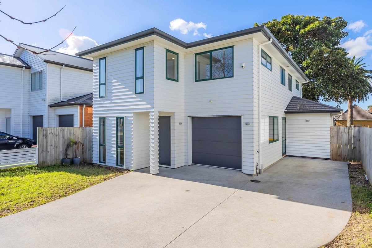 50 Pate Crescent, Favona, Manukau City, Auckland - Carousel 2