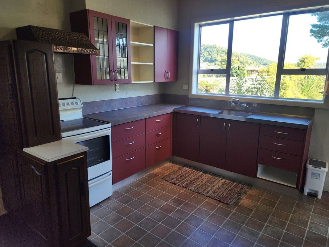 172 Bright Street, Cobden, Greymouth - Carousel 2