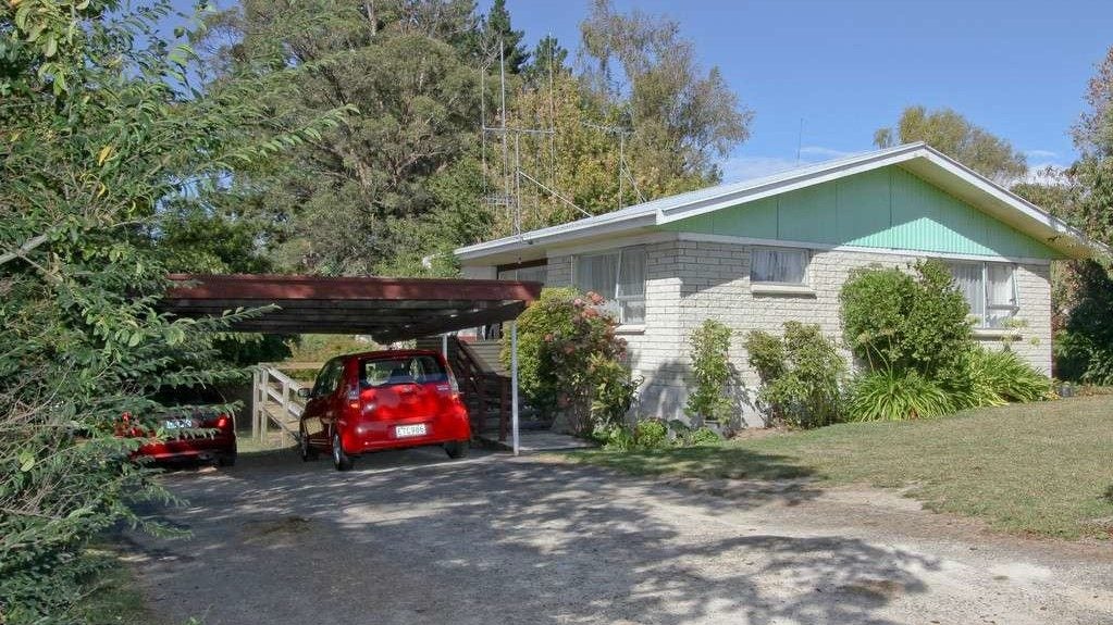 79A Pine Avenue, Melville, Hamilton - Carousel 1
