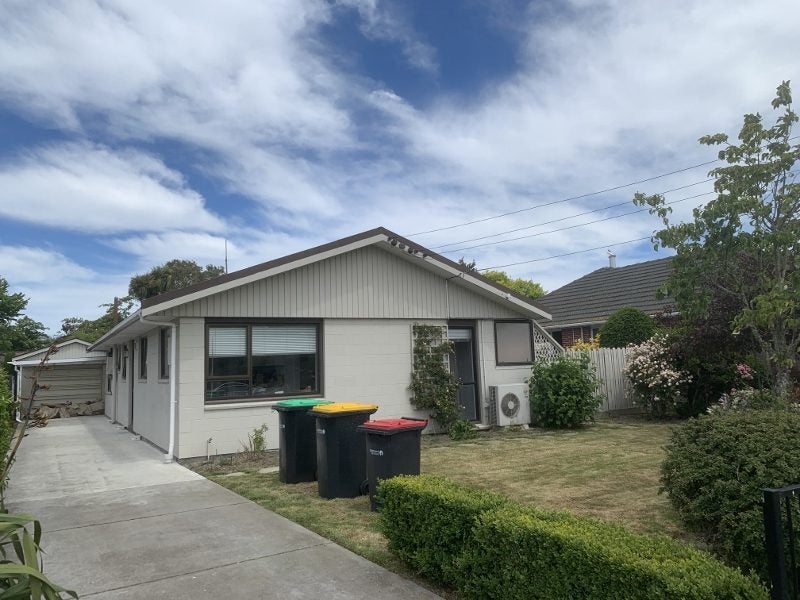 8 Erin Crescent, Mairehau, Christchurch - Carousel 1