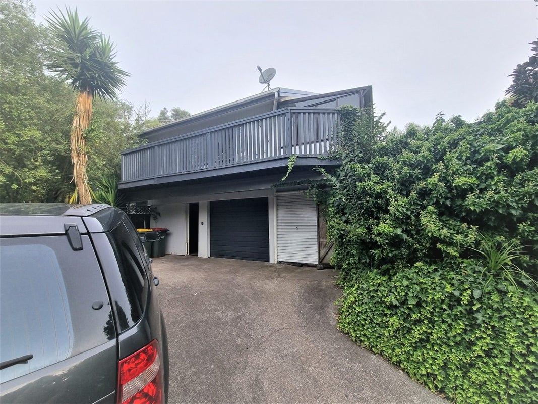 2/24 BARBERTON Terrace, Red Hill, Papakura - Carousel 2