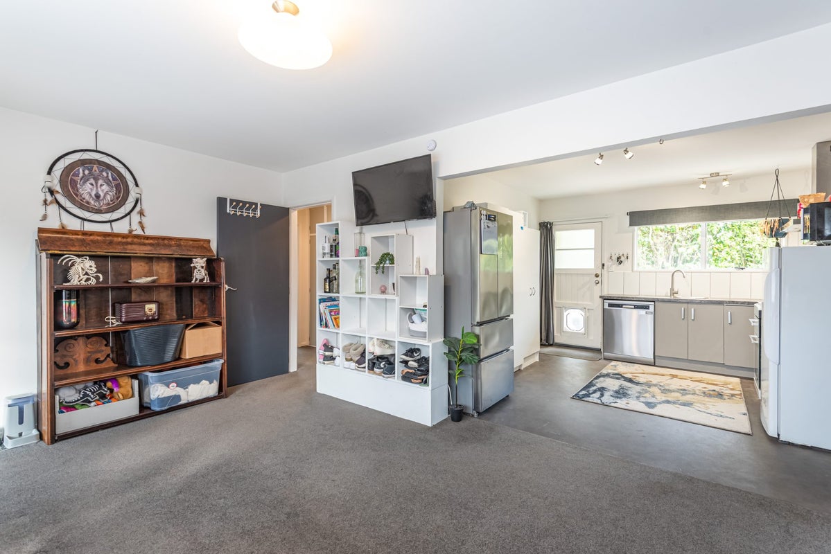 1/70A Creyke Road, Ilam, Christchurch - Carousel 2