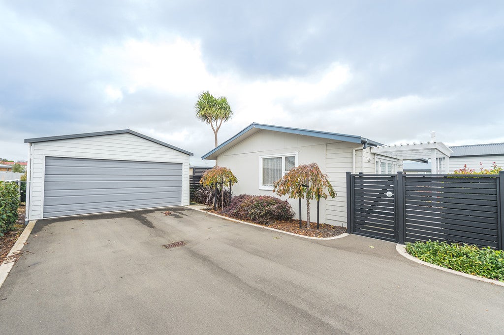 1/38 Alma RD, Gonville, Whanganui - Carousel 1