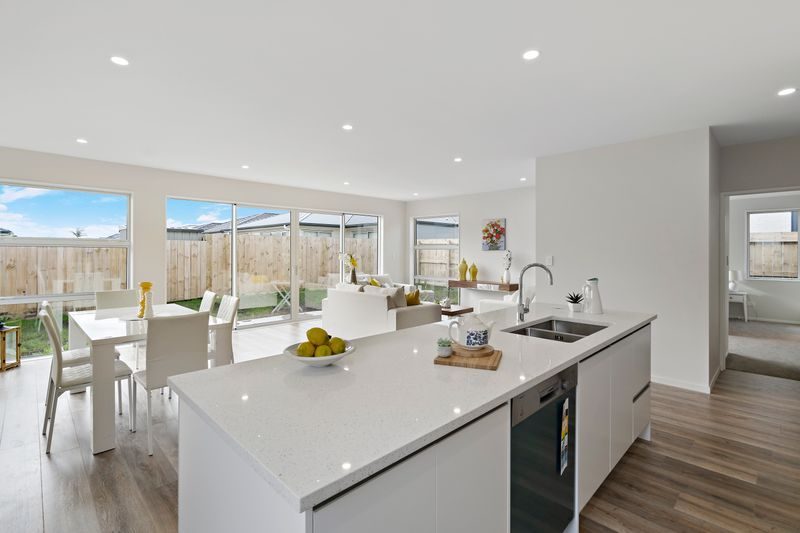 10 Wairepo Street, Takanini, Auckland - Carousel 2