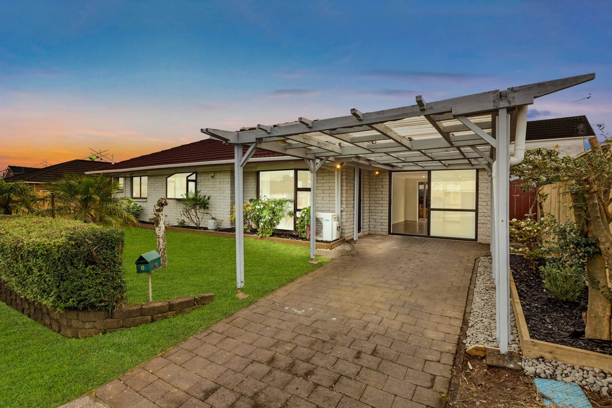 6 Motatau Road, Papatoetoe, Auckland - Carousel 1