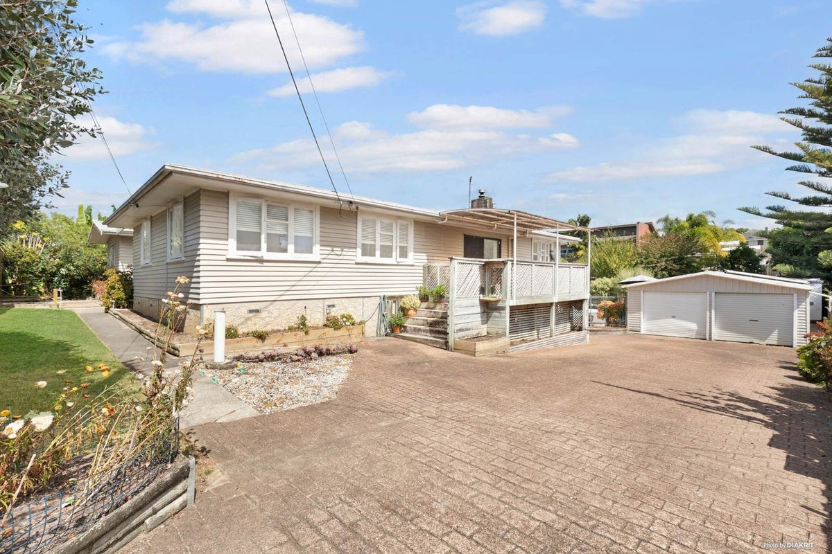 37 Chippendale Crescent, Birkdale, Auckland - Carousel 1