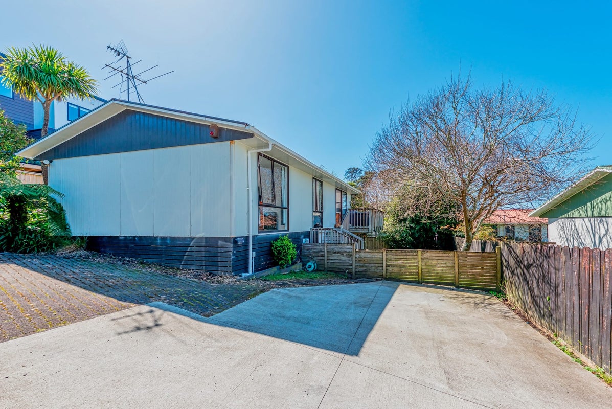 2A/231 Don Buck Road, Massey, Auckland - Carousel 21