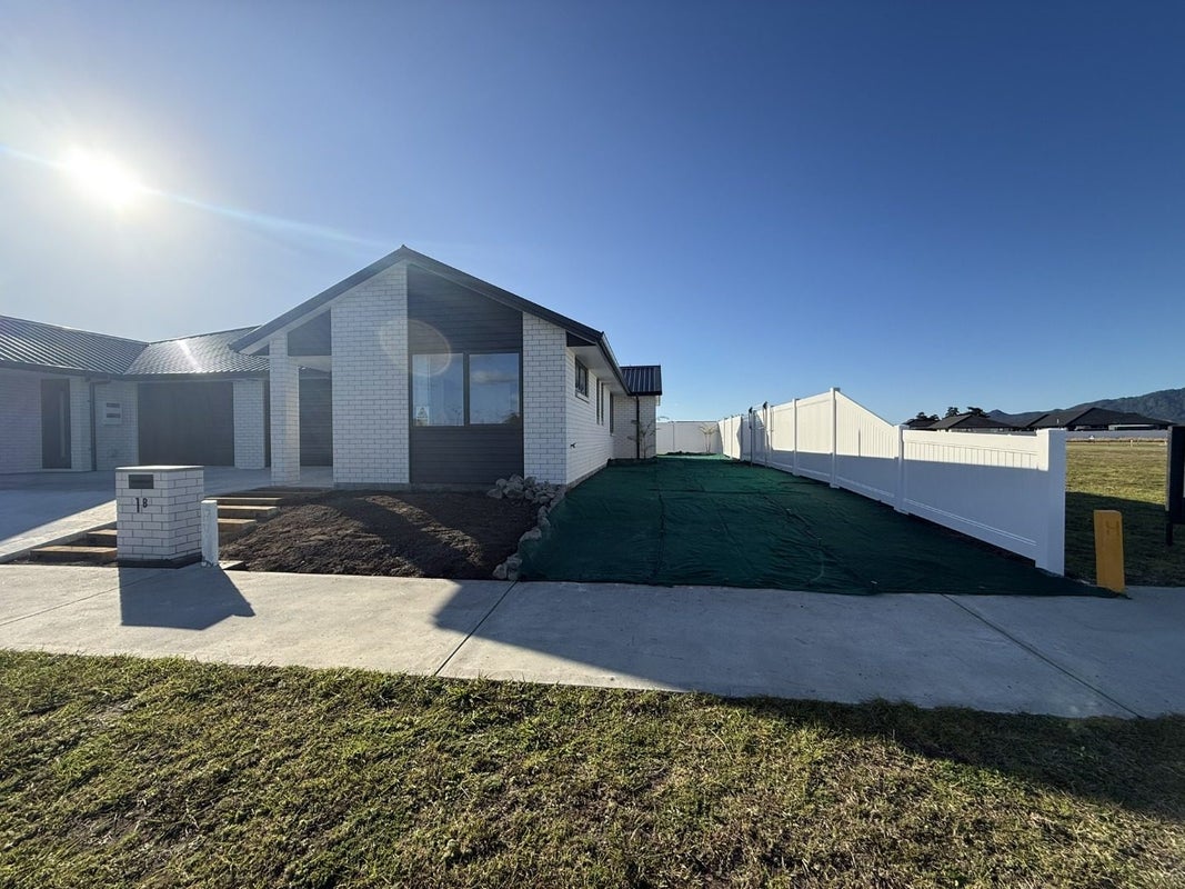 1 Langman Court, One Tree Point, Whangarei - Carousel 12