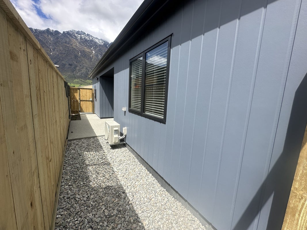 32 Kernel Loop, Jacks Point, Queenstown - Carousel 14