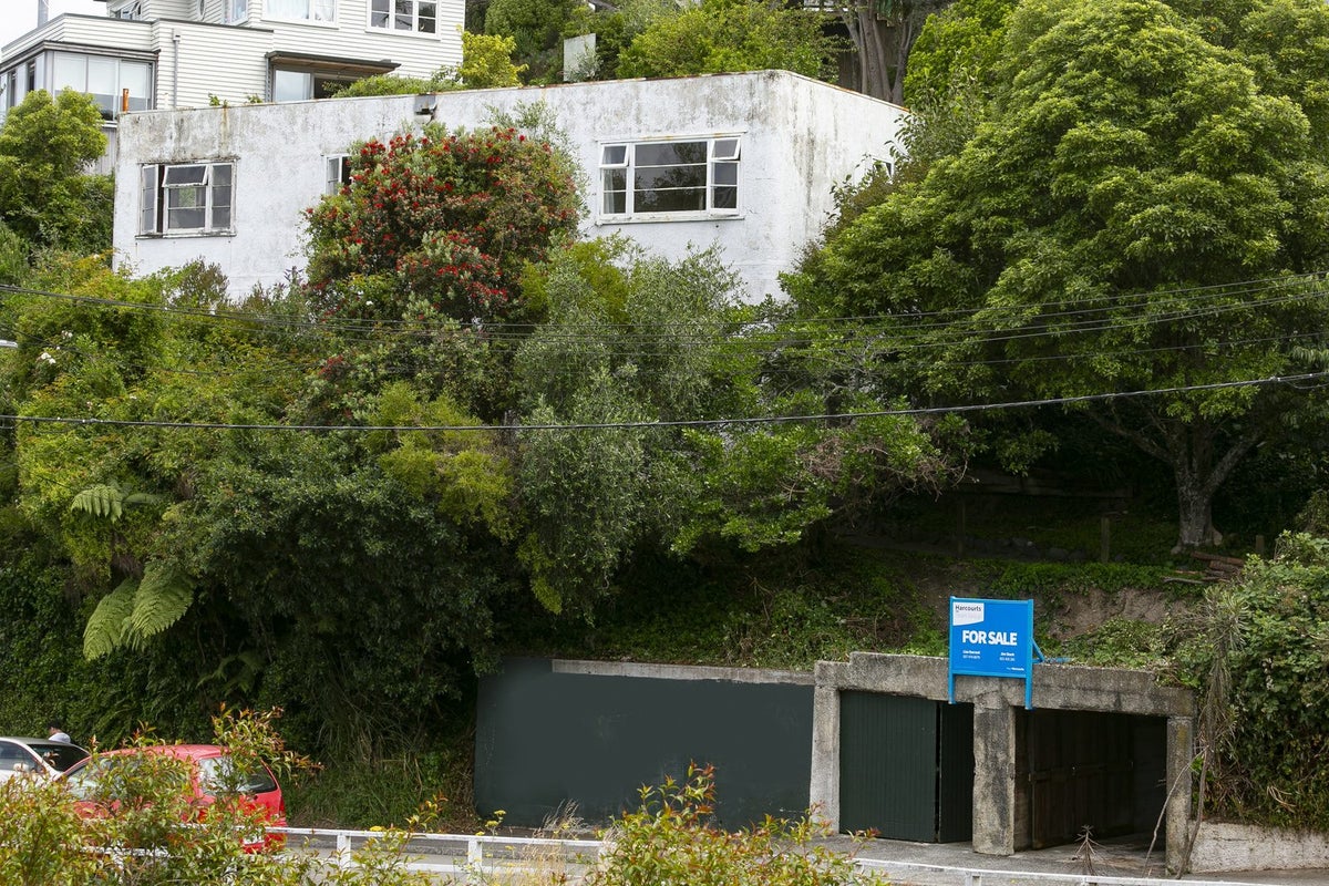 43A Northland Road, Northland, Wellington - Carousel 1