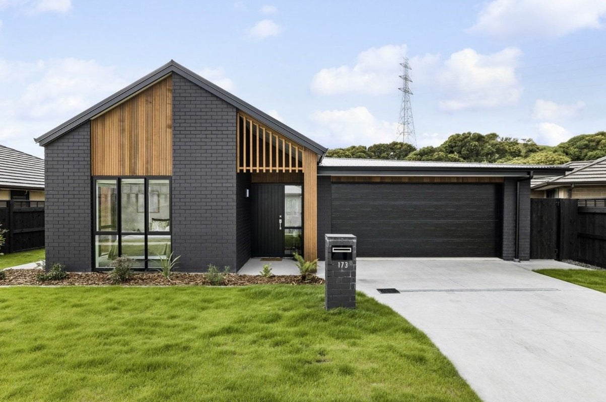173 Adler Drive, Ohauiti, Tauranga - Carousel 1