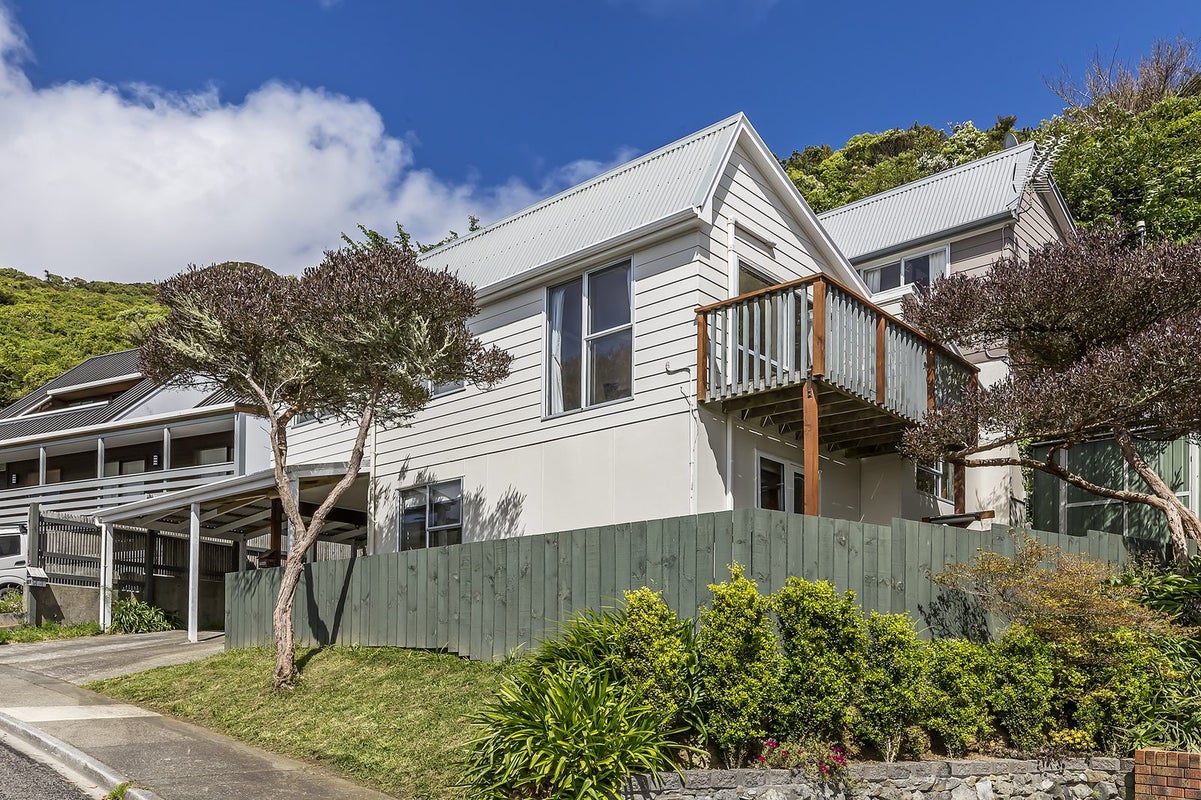 94A Allington Road, Karori, Wellington - Carousel 16