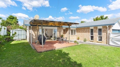 4 McKittrick Avenue, Flat Bush, Auckland - Carousel 1