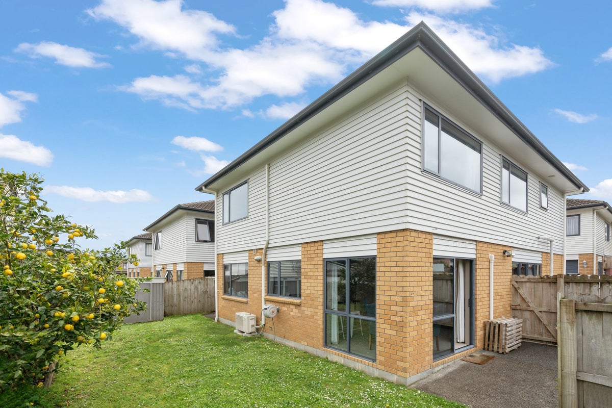 1159F Dominion Road, Mount Roskill, Auckland - Carousel 1