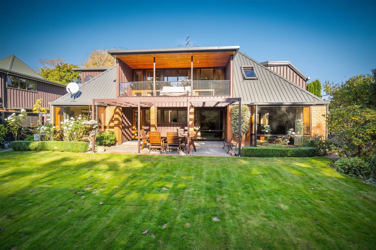 1/143 Straven Road, Fendalton, Christchurch - Carousel 1