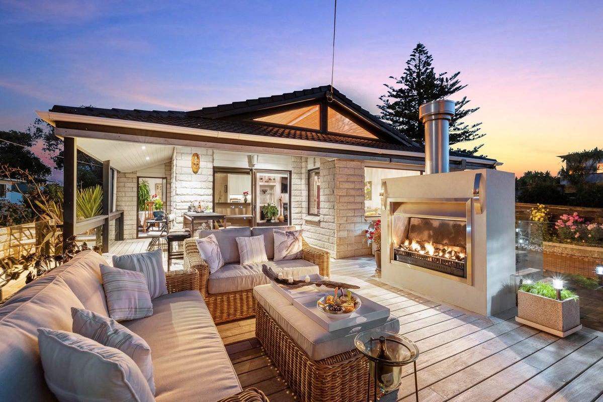 11 The Terrace, Herald Island, Auckland - Carousel 2