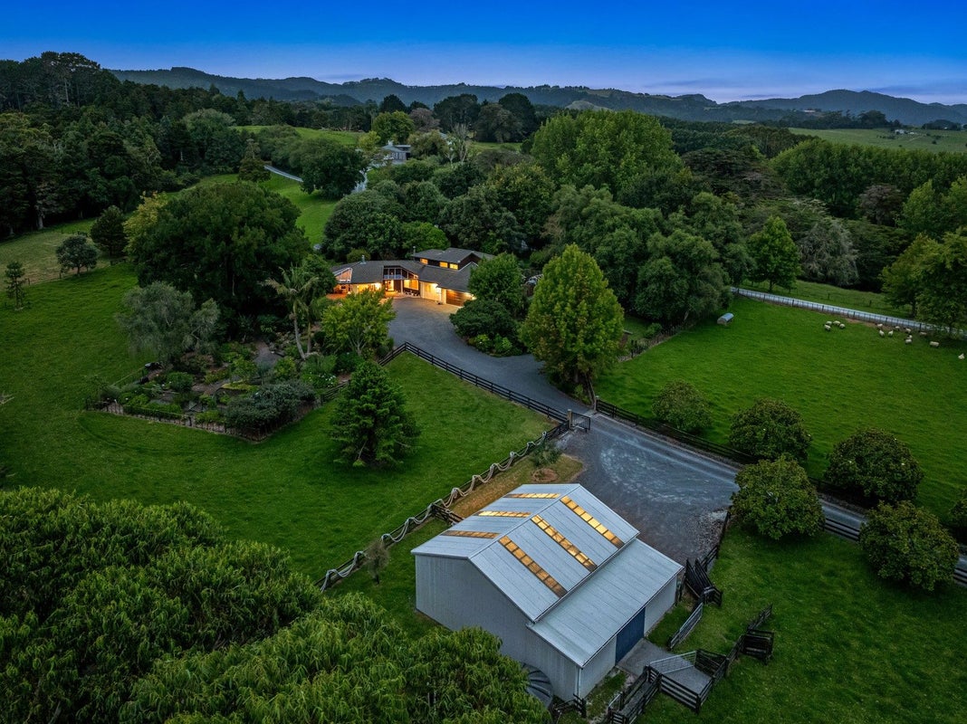 23 Rosemount Road, Matakana, Warkworth - Carousel 1