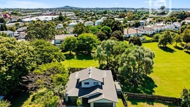 7A Stewart Avenue, Panmure, Auckland - Carousel 1