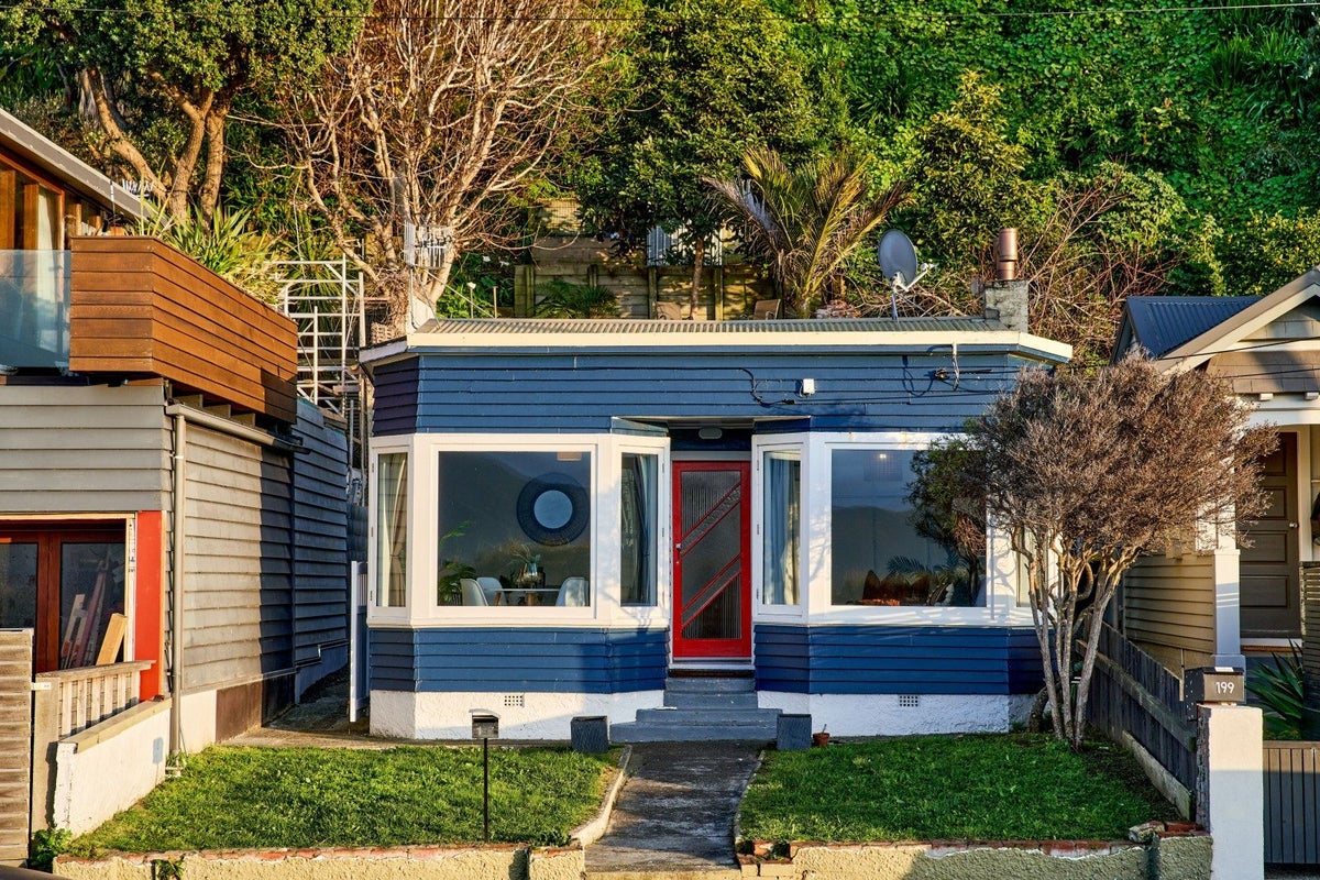 197 Marine Parade, Seatoun, Wellington - Carousel 1