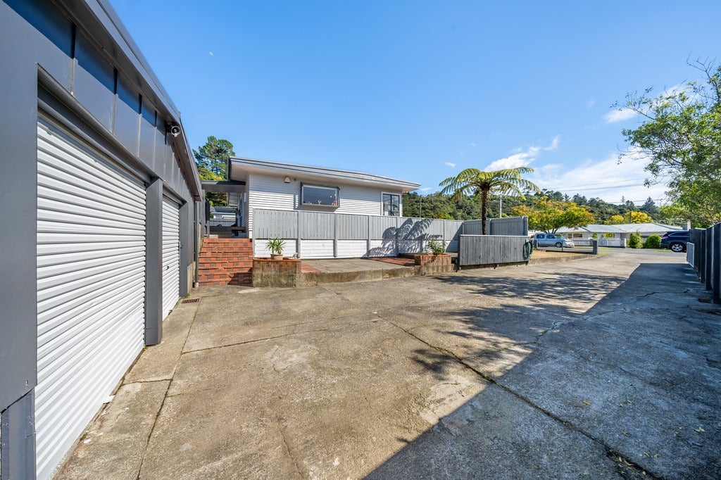 17 Rawhiti Street, Stokes Valley, Lower Hutt - Carousel 25