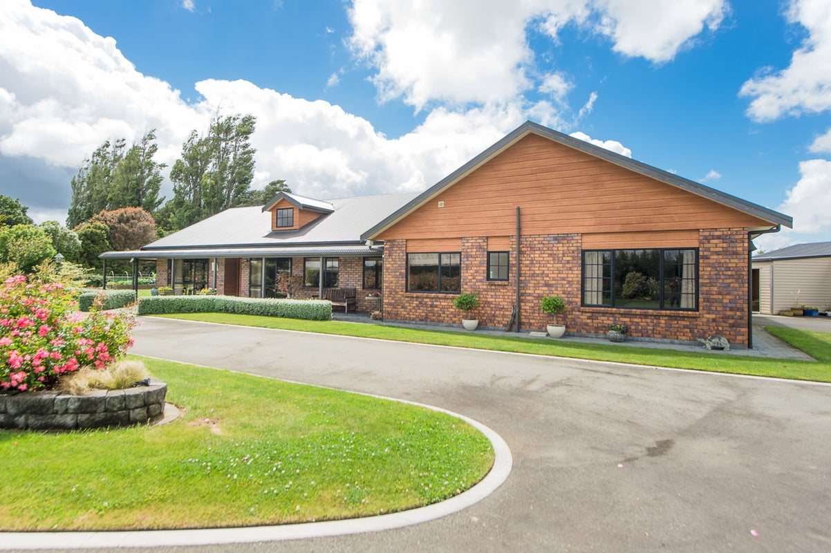 390A State Highway 3, Westmere, Whanganui - Carousel 1