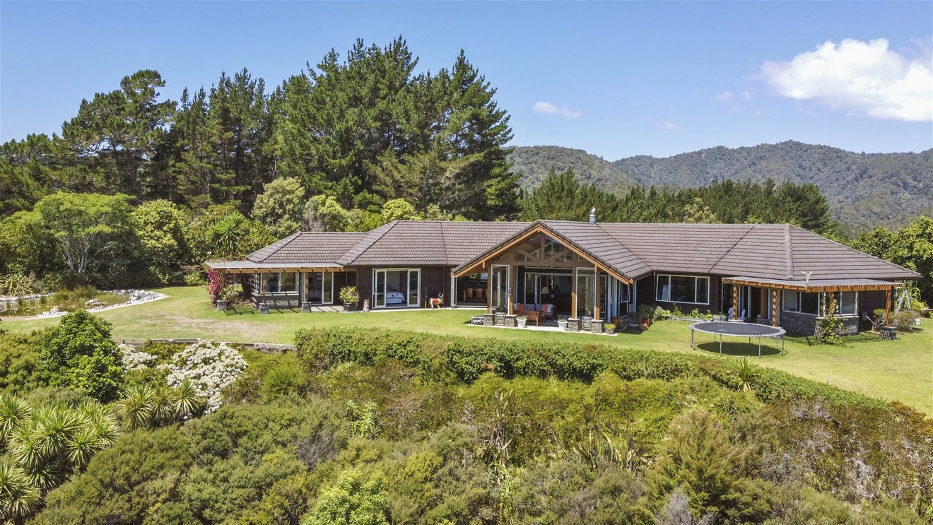 58 Kempthorne Road, Russell, Russell - Carousel 2