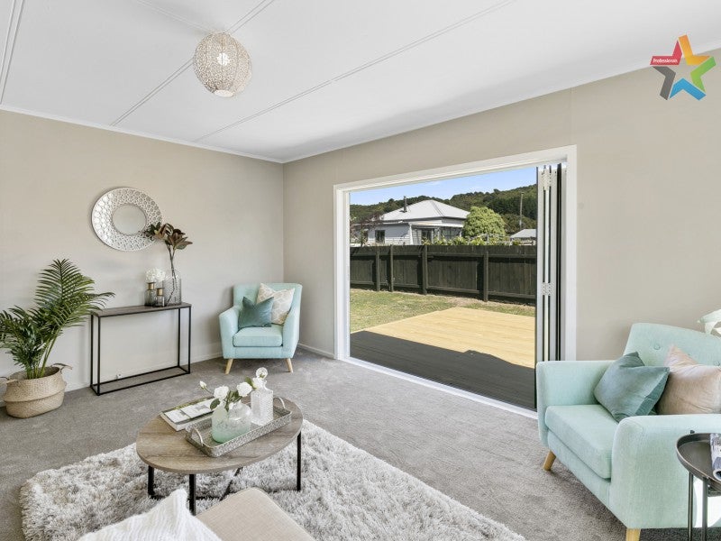 17 Grimsby Grove, Wainuiomata, Lower Hutt - Carousel 2