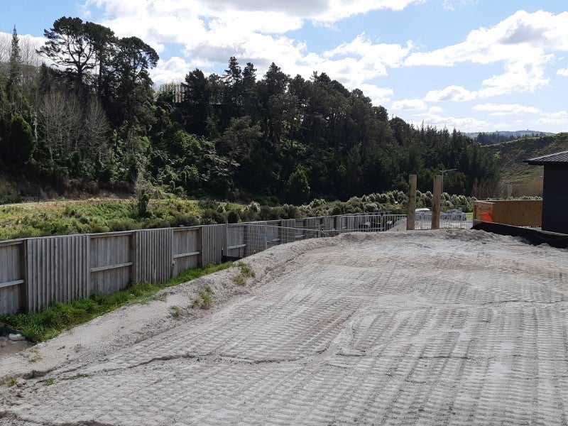 312A Lakes Boulevard, Pyes Pa, Tauranga - Carousel 1