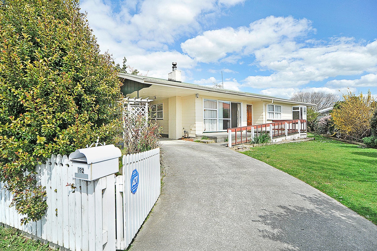 192 Milson Line, Milson, Palmerston North - Carousel 11