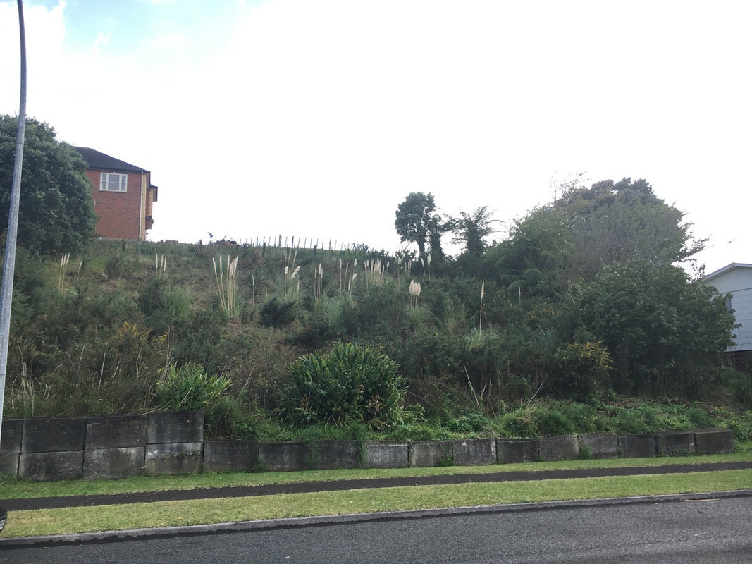 10 Warkworth Grove, Bell Block, New Plymouth - Carousel 1