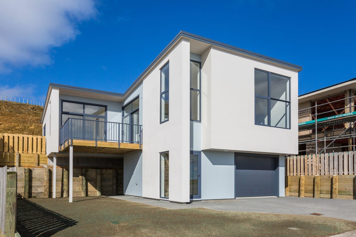 9 Cottonwood Lane, Woodridge, Wellington - Carousel 1