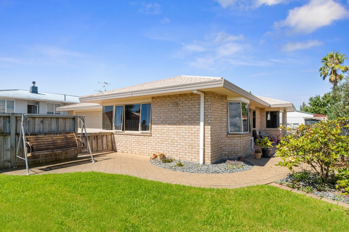 36B Kiteroa Street, Greerton, Tauranga - Carousel 2