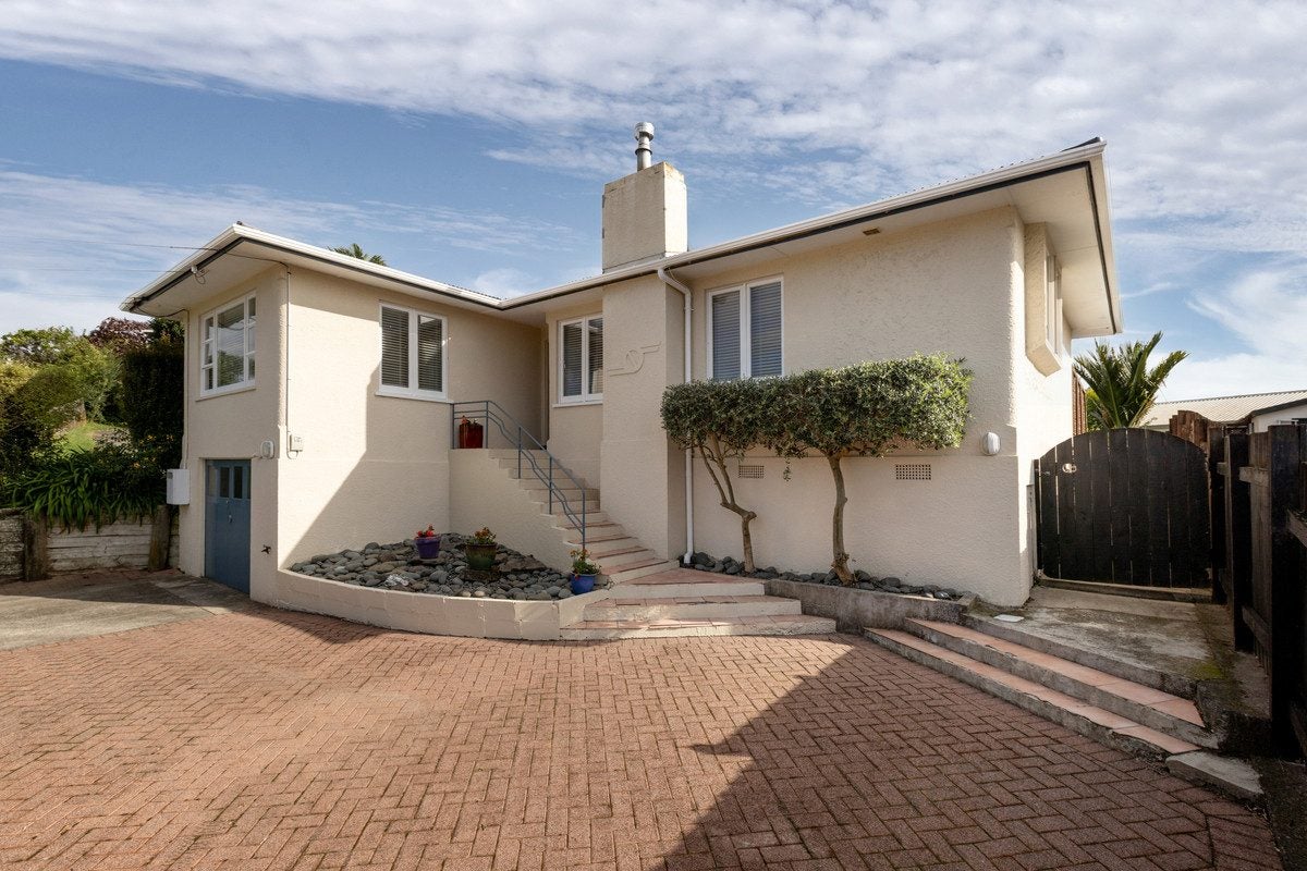 17B Roys Road, Parkvale, Tauranga - Carousel 1