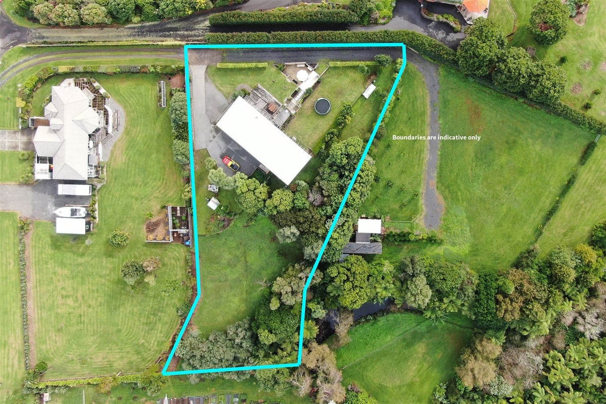 66 Koutunui Road, Athenree, Katikati - Carousel 27
