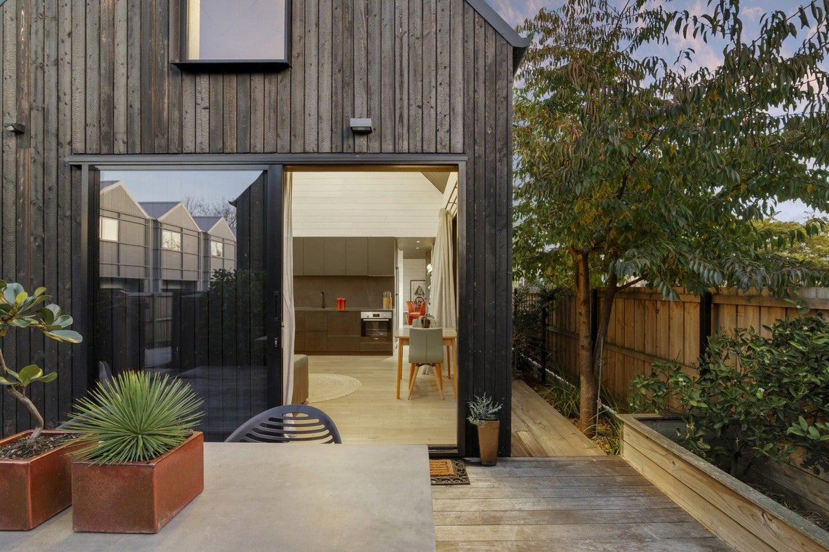 12C Hurley Street, City Centre, Christchurch City, Canterbury - Carousel 2