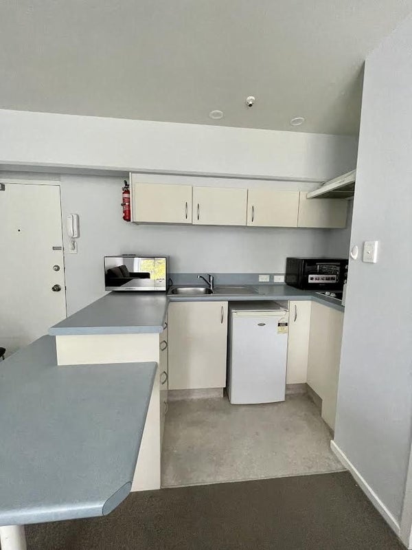 15/54 Hill Street, Thorndon, Wellington - Carousel 2