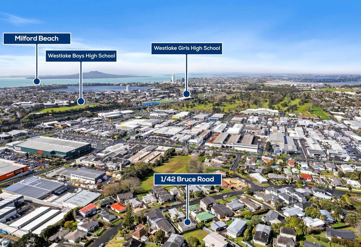 2/42 Bruce Road, Glenfield, Auckland - Carousel 21