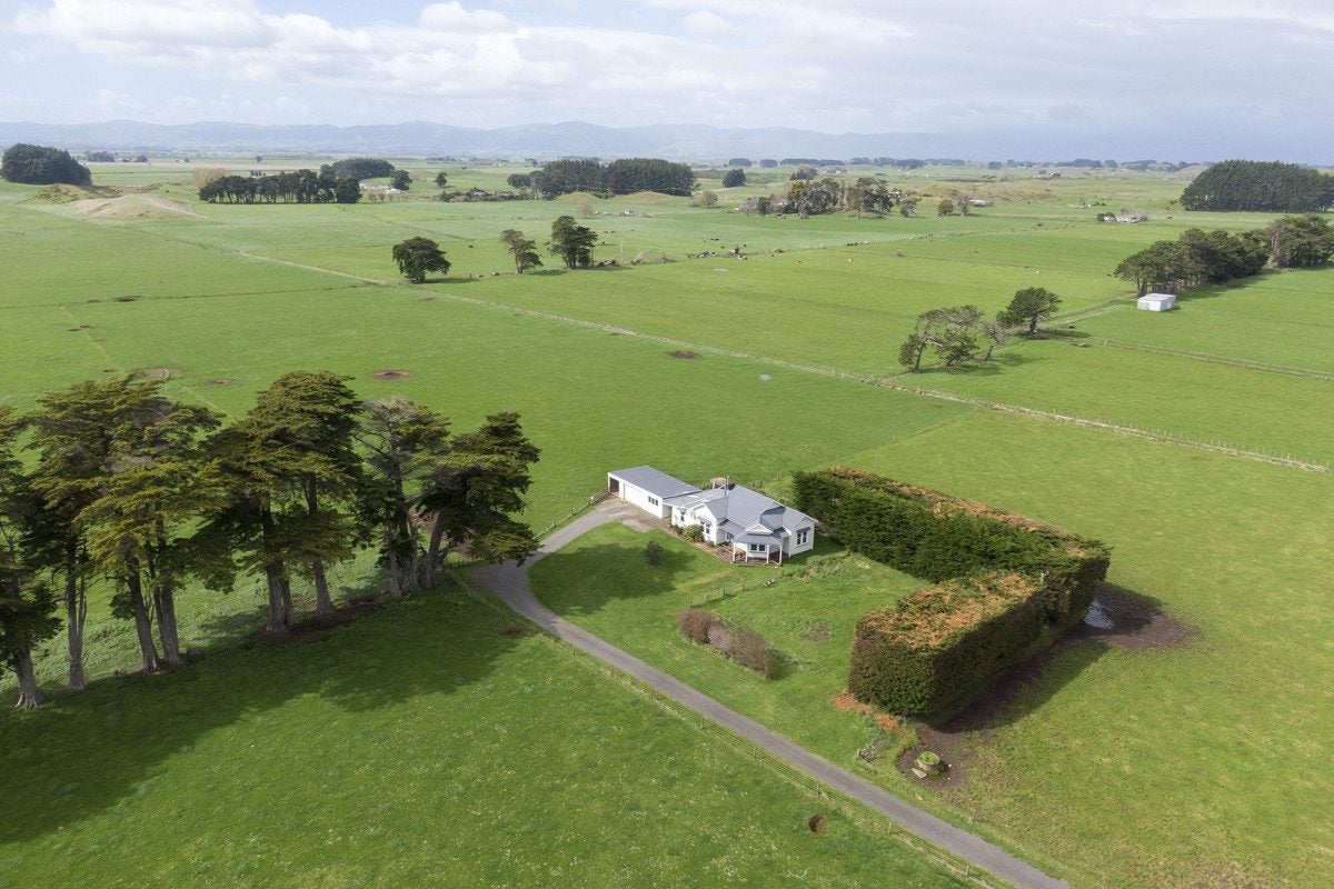 335 Couper Road, Glen Oroua, Palmerston North - Carousel 2