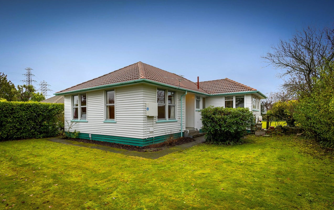 18 Gregory Avenue, Islington, Christchurch - Carousel 1