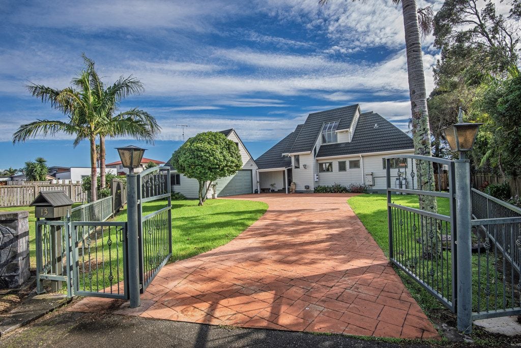 13 Paradise Point Place, One Tree Point, Whangarei - Carousel 2