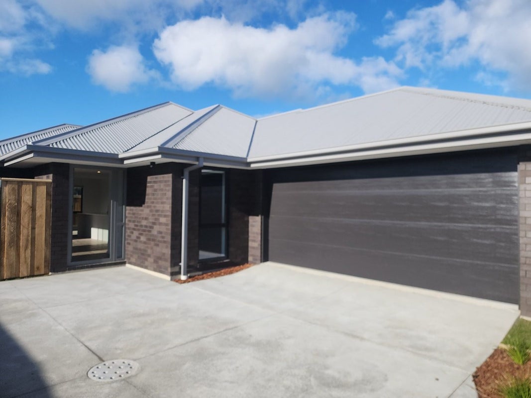 5A Yates Place, Amberley, Amberley - Carousel 1