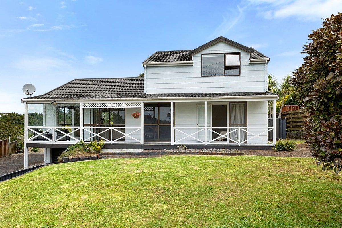 85 Cumberland Street, Welbourn, New Plymouth - Carousel 1