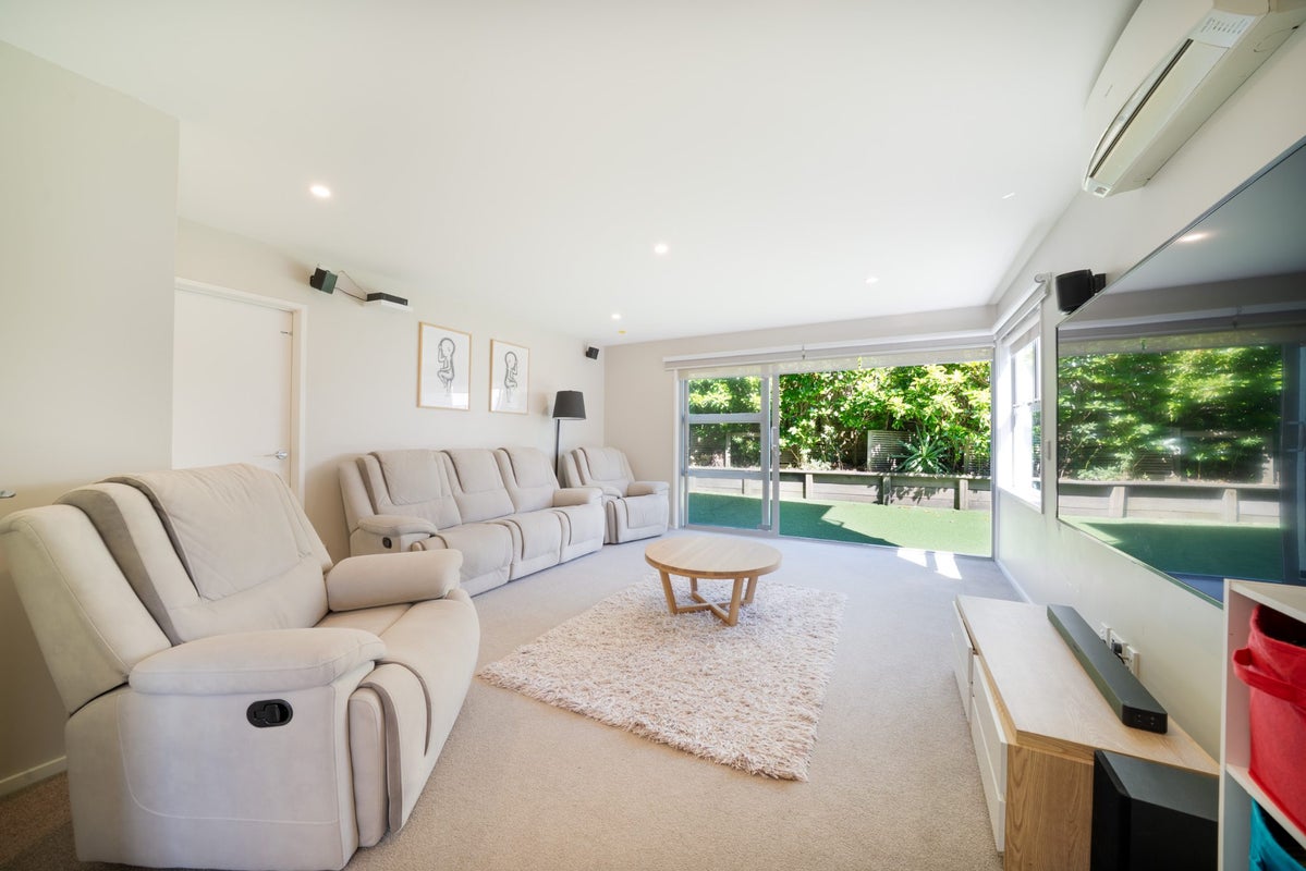 27A Comber Place, Johnsonville, Wellington - Carousel 1