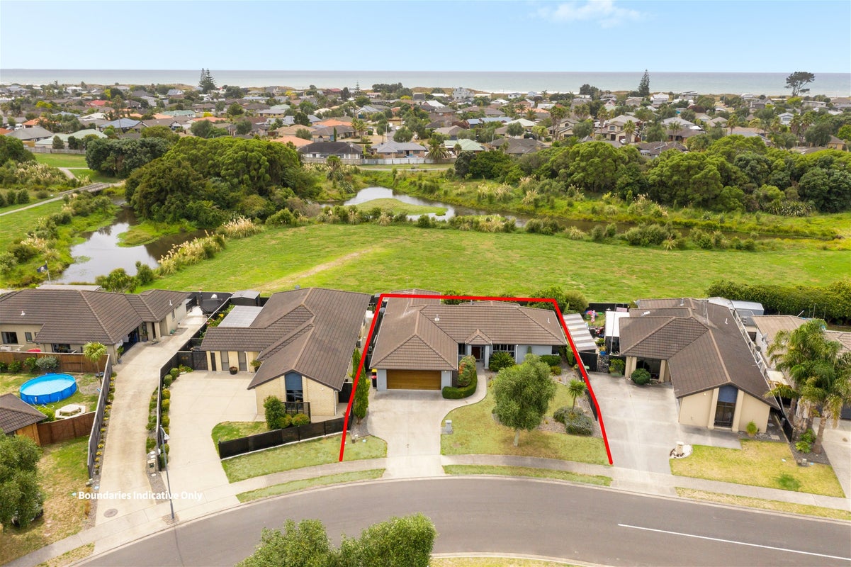 8 Carrington Drive, Papamoa Beach, Papamoa - Carousel 22