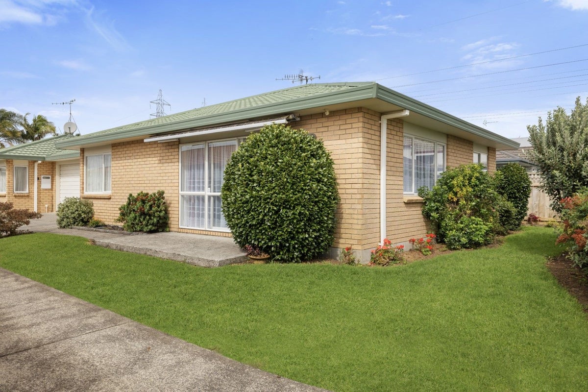 5B Mansels Road, Greerton, Tauranga - Carousel 10