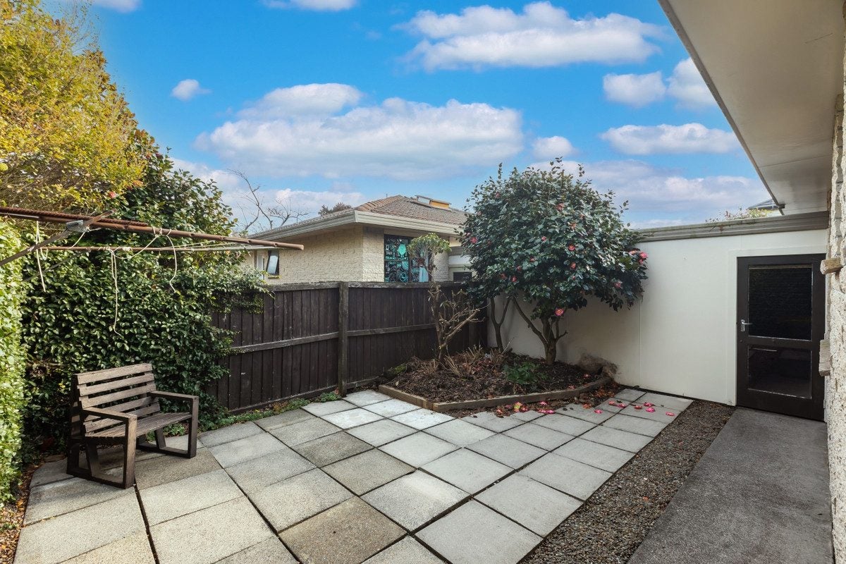 2/9 Stirling Street, Merivale, Christchurch - Carousel 16