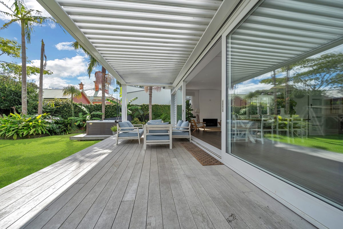 23 Cheltenham Road, Devonport, Auckland - Carousel 2