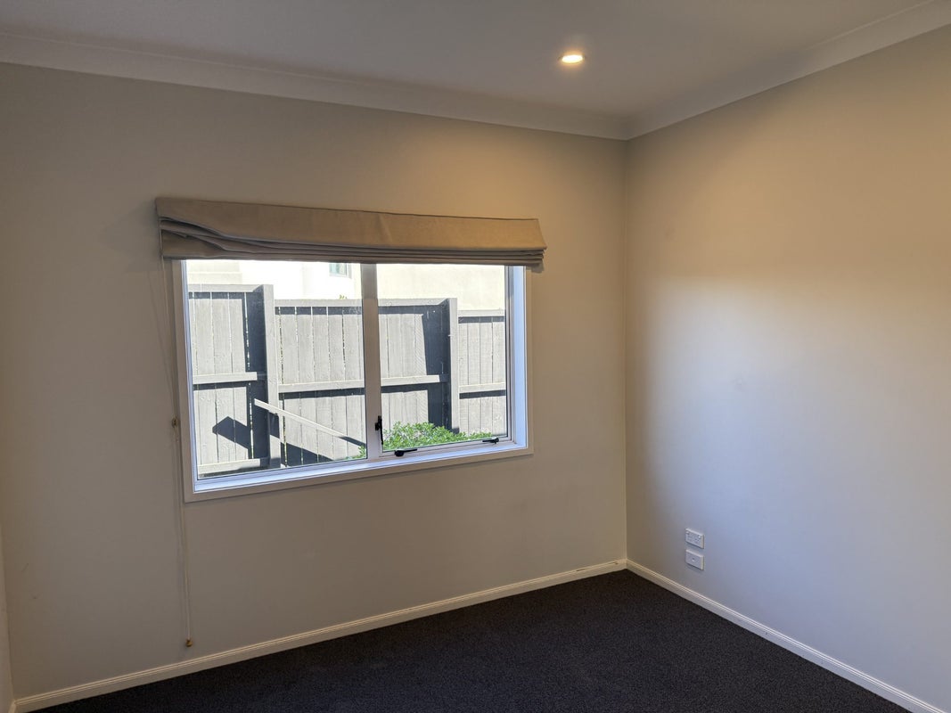 17 Quedley Court, Eastern Beach, Auckland - Carousel 15